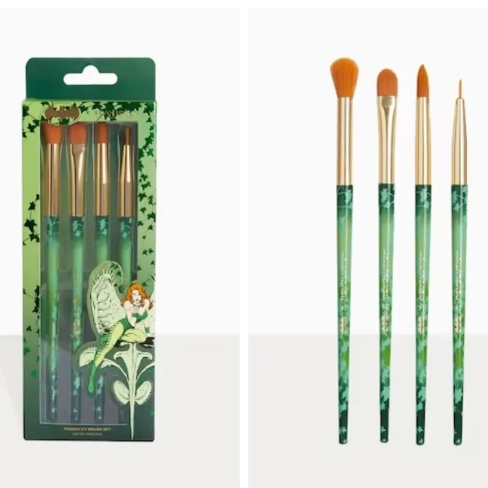 Revolution Beauty X DC Comics Poison Ivy Brush Set
